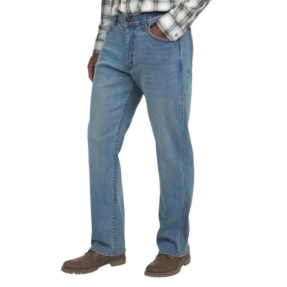 NEW Wrangler Men's Relaxed Fit Straight Leg Jeans Blue Cotton Stretch 38x32